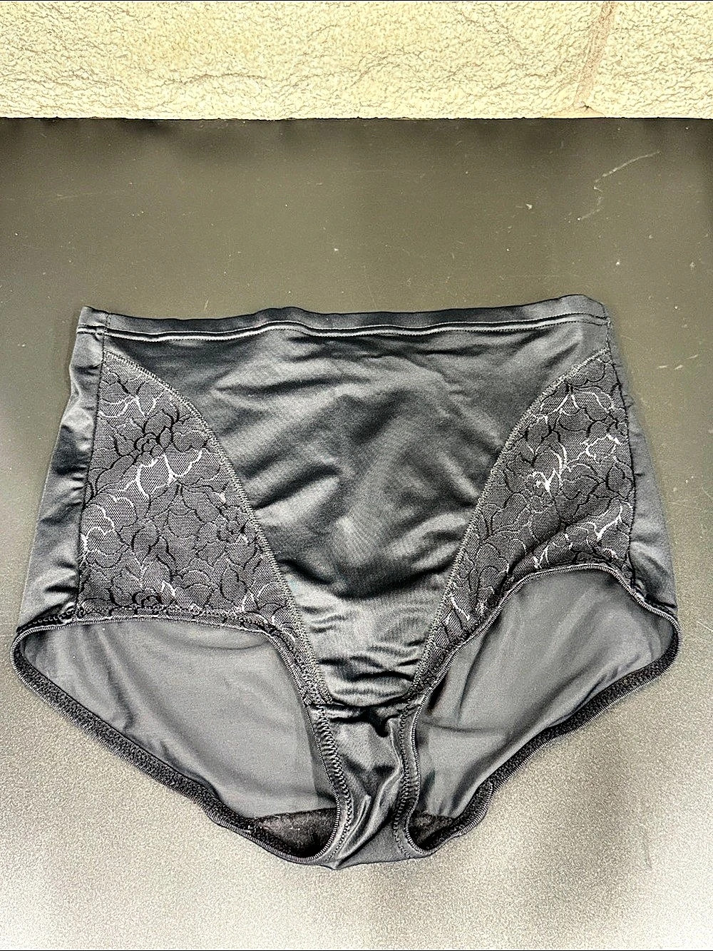 Maidenform Black Satin Shaping Brief Panty XL Floral Lace Tummy Control